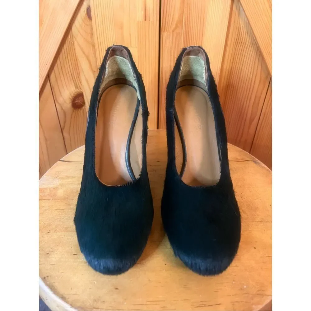 VINCE Dark Green Leather Pony Hair Wedges Sz. 6M